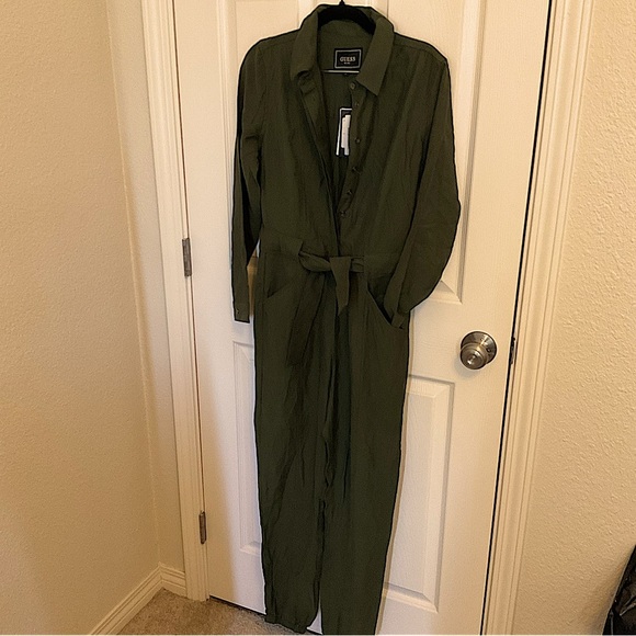 Guess TIE-BELT JUMPSUIT size X-small - Picture 3 of 13